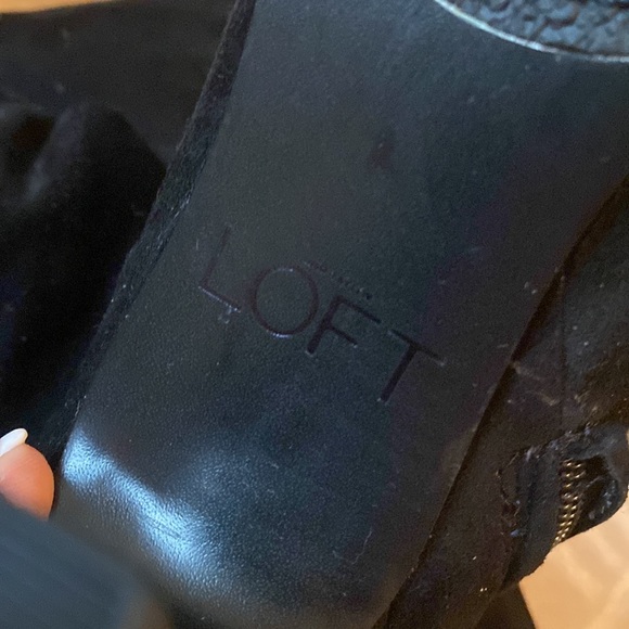 Ann Taylor Loft Black Over the Knee SUEDE Boots, Size 8.5 - Picture 7 of 16